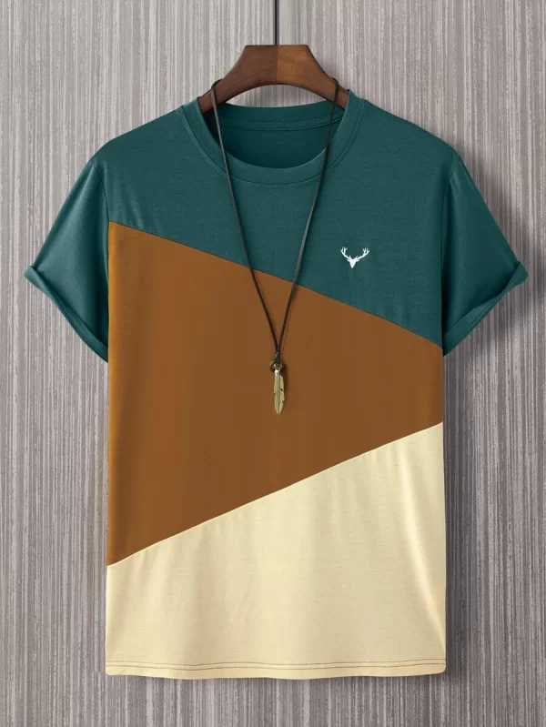 Colorblock Antler Embroidery Tee Without Necklace