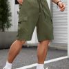 Men Flap Pocket Drawstring Waist Cargo Shorts