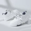 New Women's Outdoor Low-top Sports Shoes, Comfortable And Casual, Flat Panel Shoes, Tassel Laces And White Shoes