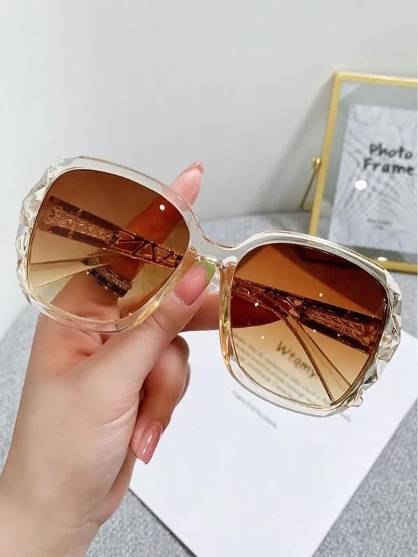 Cute 1pc New Fashion Large Frame Uv Protection Trendy Round Face Glasses Shades Beach Accessories